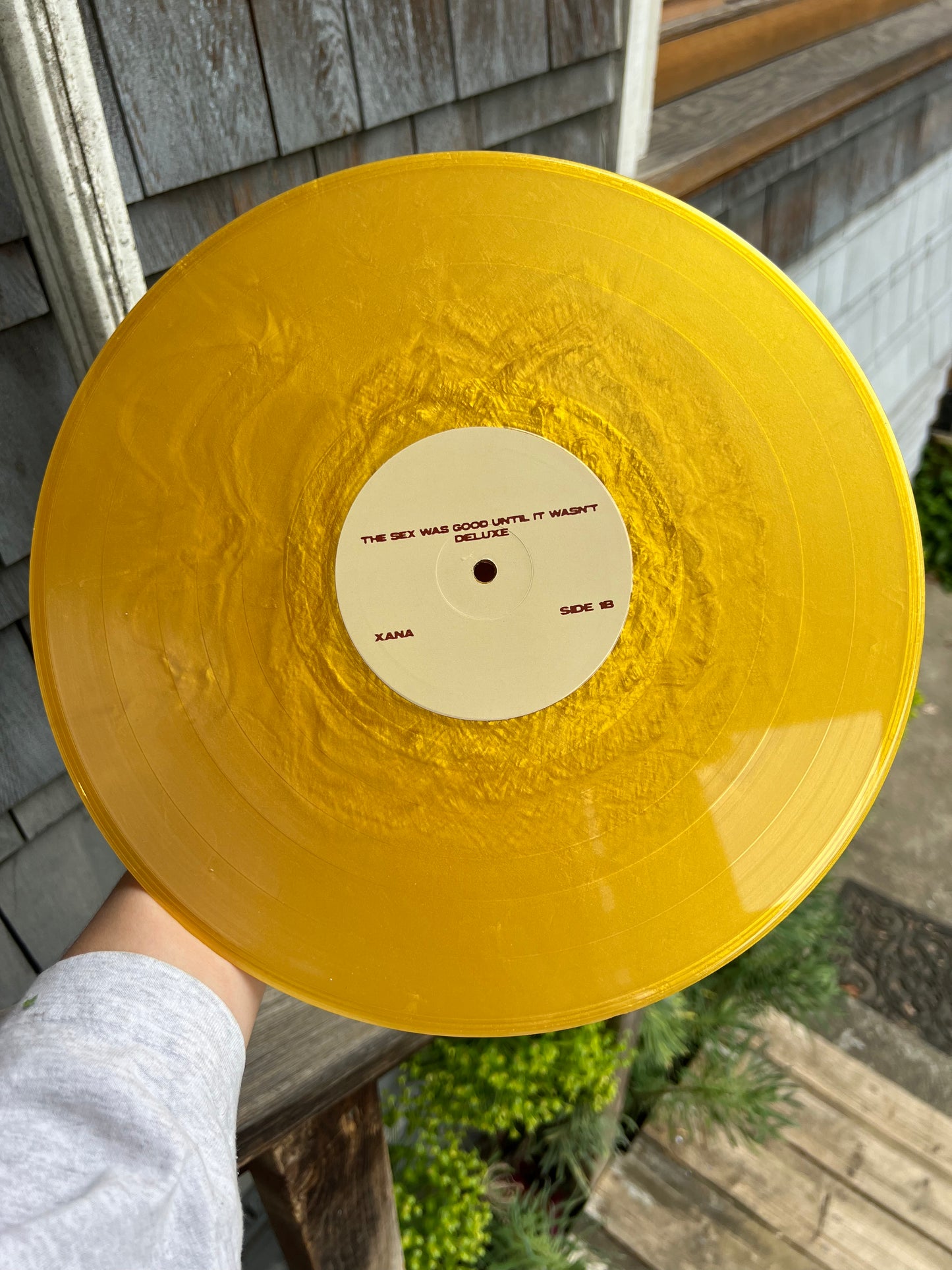 TSWGUIW Deluxe Vinyl